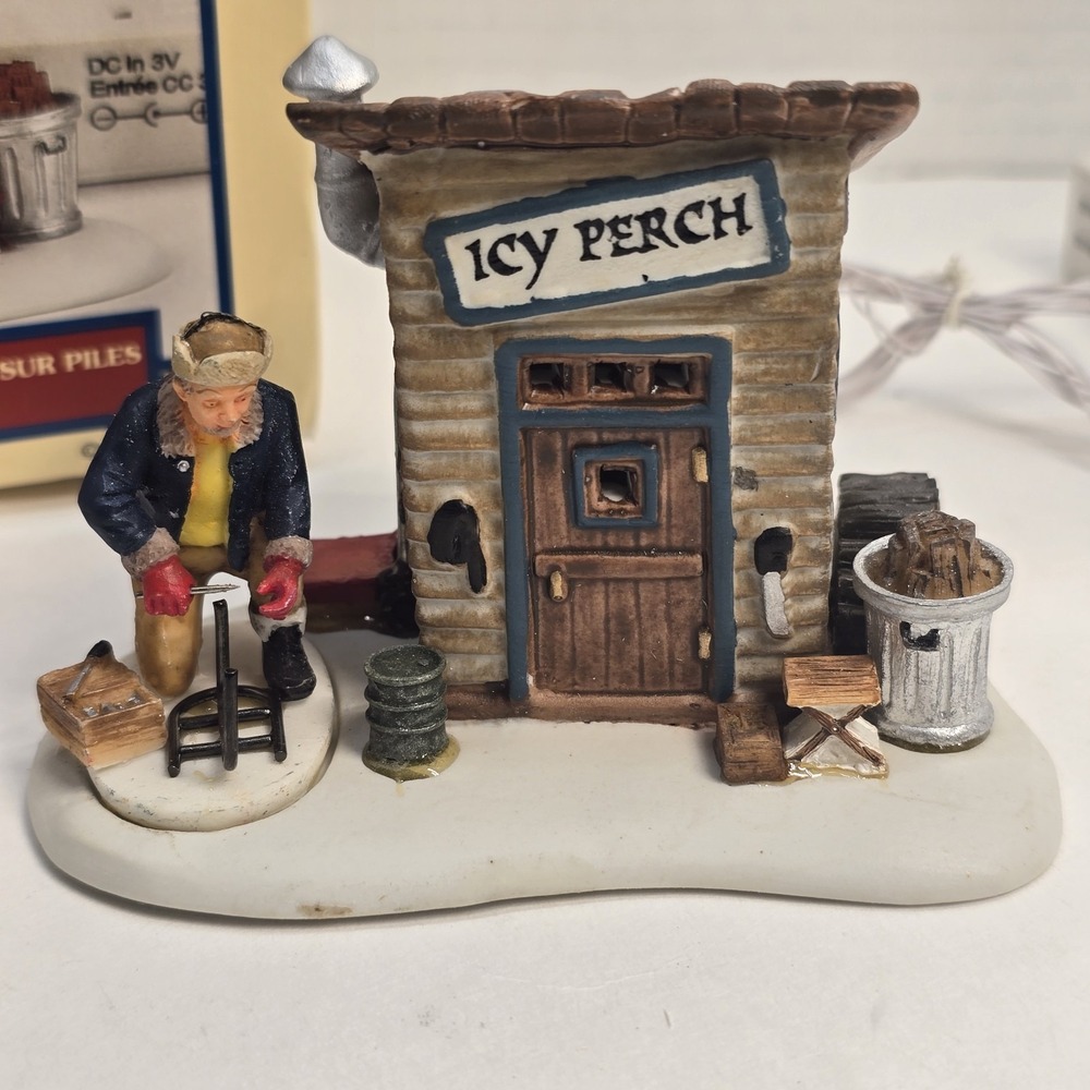 LEMAX Enchanted Forest ICY PERCH Poly-Resin Christmas Village Accessories Decor‎